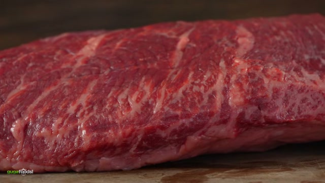 Coating steaks with saffron butter — Click to watch Coating steaks with saffron butter
